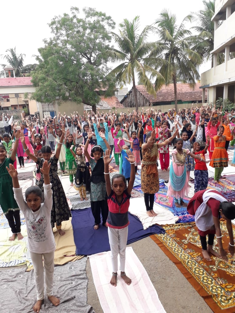 https://1ngo.sgp1.digitaloceanspaces.com/media/santoshimata/1NGO-00725-Jai Santoshimata Sansthan-Activities (8).jpeg